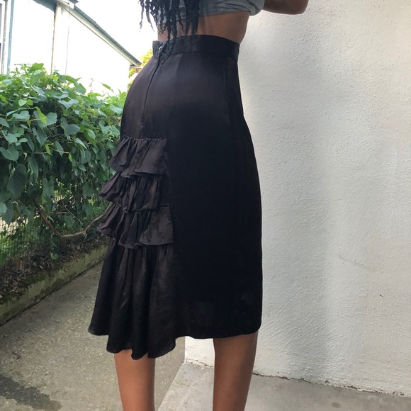 Ruffle Tail Satin Skirt - Picture 7 of 8